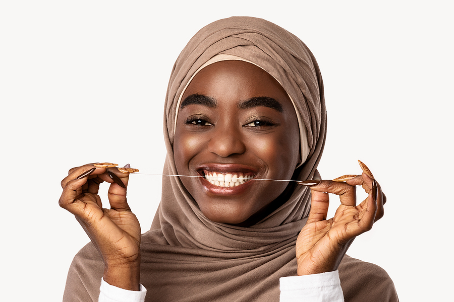 Flossing – are there really differences in the types of floss available? Is flossing really necessary?